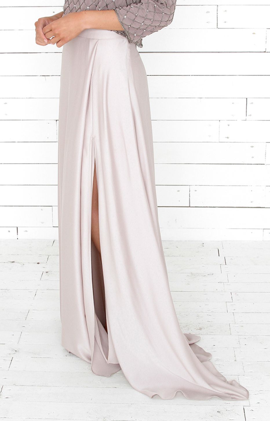 Rumi Skirt -Taupe